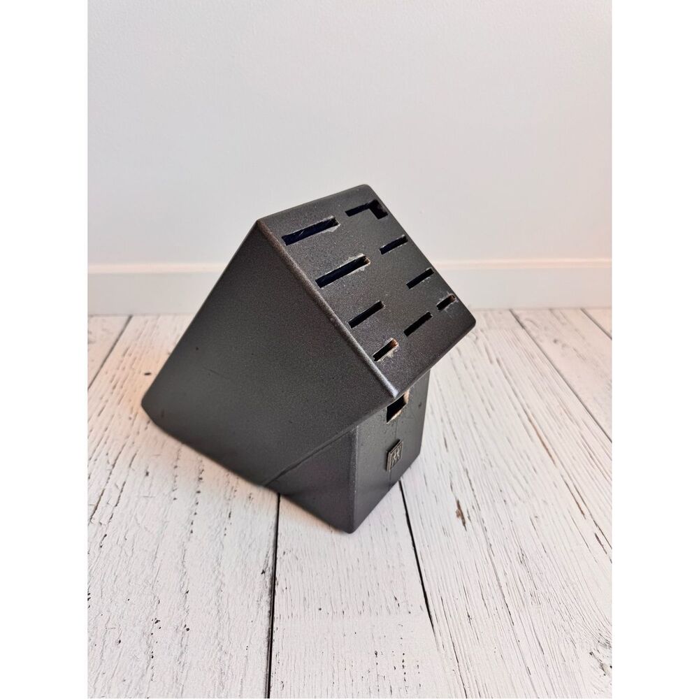 Henckels - Knife Block - Picture 2 of 4